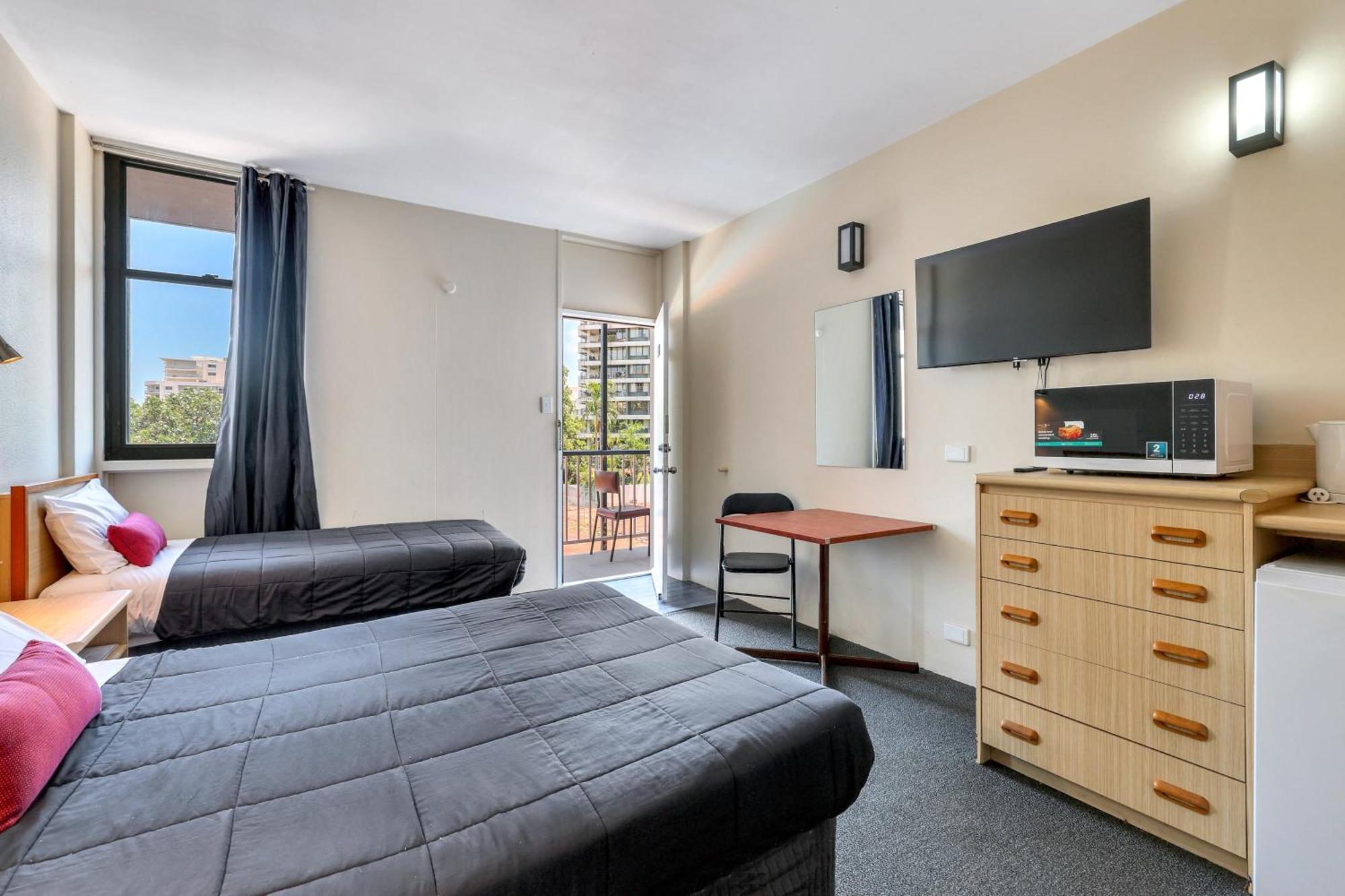 Darwin Poinciana Inn Экстерьер фото